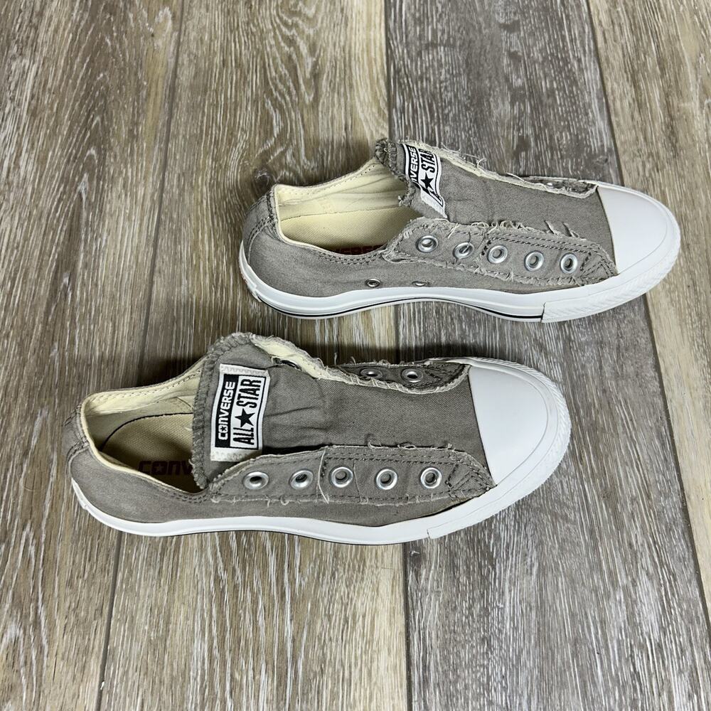 Converse Chuck Taylor All Star Grey Slip On Sneaker Shoes US Youth 4 / M 4 / W 6 - Picture 2 of 10